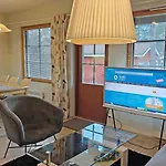Apartments Tahko דירה *